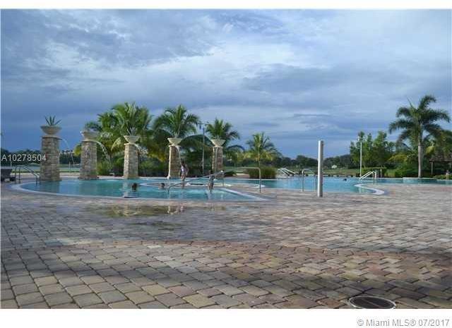 2681 North Flamingo Road, Unit 1506S Sunrise, FL 33323 - Photo 3 of 15