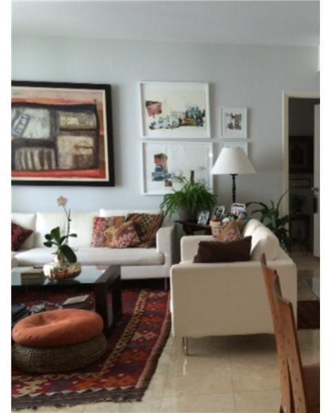 801 Brickell Key Boulevard, Unit 1610 Miami, FL 33131 - Photo 10 of 25