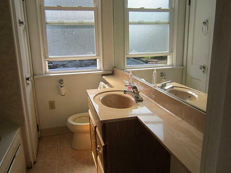 2332 Sherbrook Street Pittsburgh, PA 15217 - Photo 16 of 23