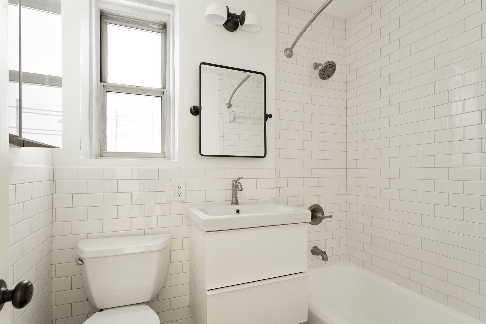 40 Tehama Street, Unit 2K Brooklyn, NY 11218 - Photo 6 of 14 Gallery Image 6