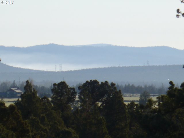 16806 Southwest Mount Adams Loop Powell Butte, OR 97753 - Photo 6 of 7 Gallery Image 6