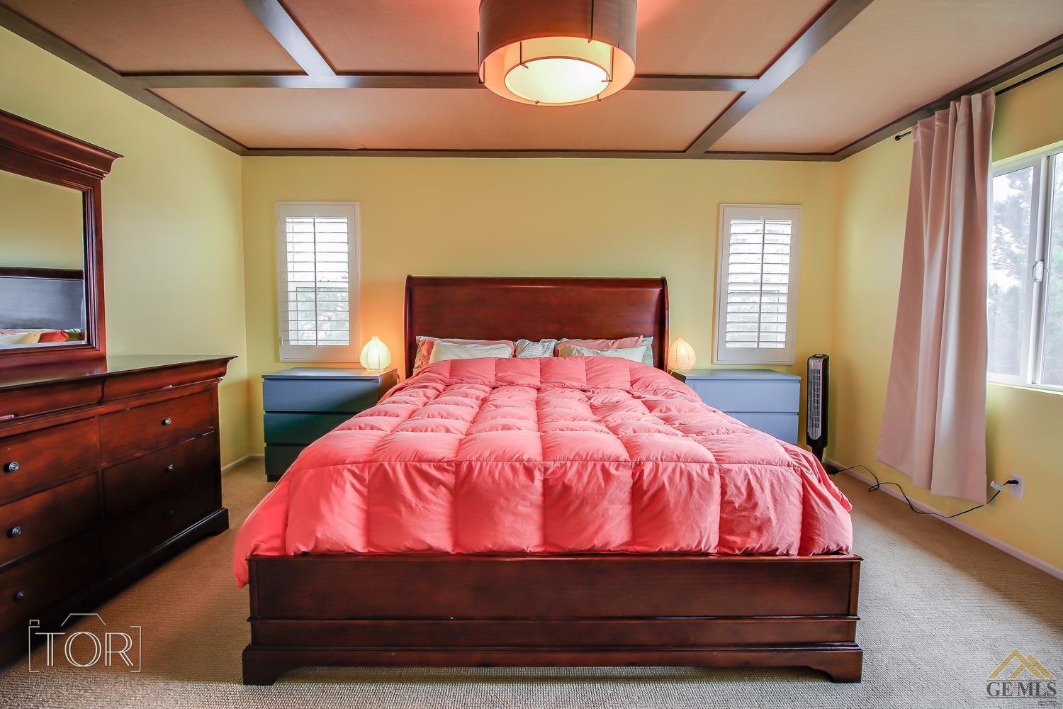 4704 Basque Street Bakersfield, CA 93313 - Photo 7 of 27