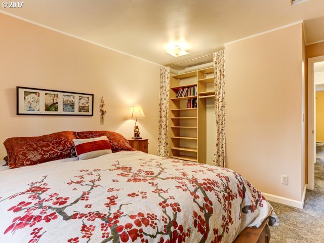 12612 Northwest Barnes Road, Unit 1 Portland, OR 97229 - Photo 17 of 28 Gallery Image 17