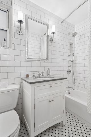 $1,995,000 | 92 Horatio Street, Unit 4L | West Village