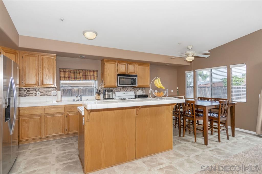8637 Clifford Heights Road Santee, CA 92071 - Photo 13 of 25 Gallery Image 13