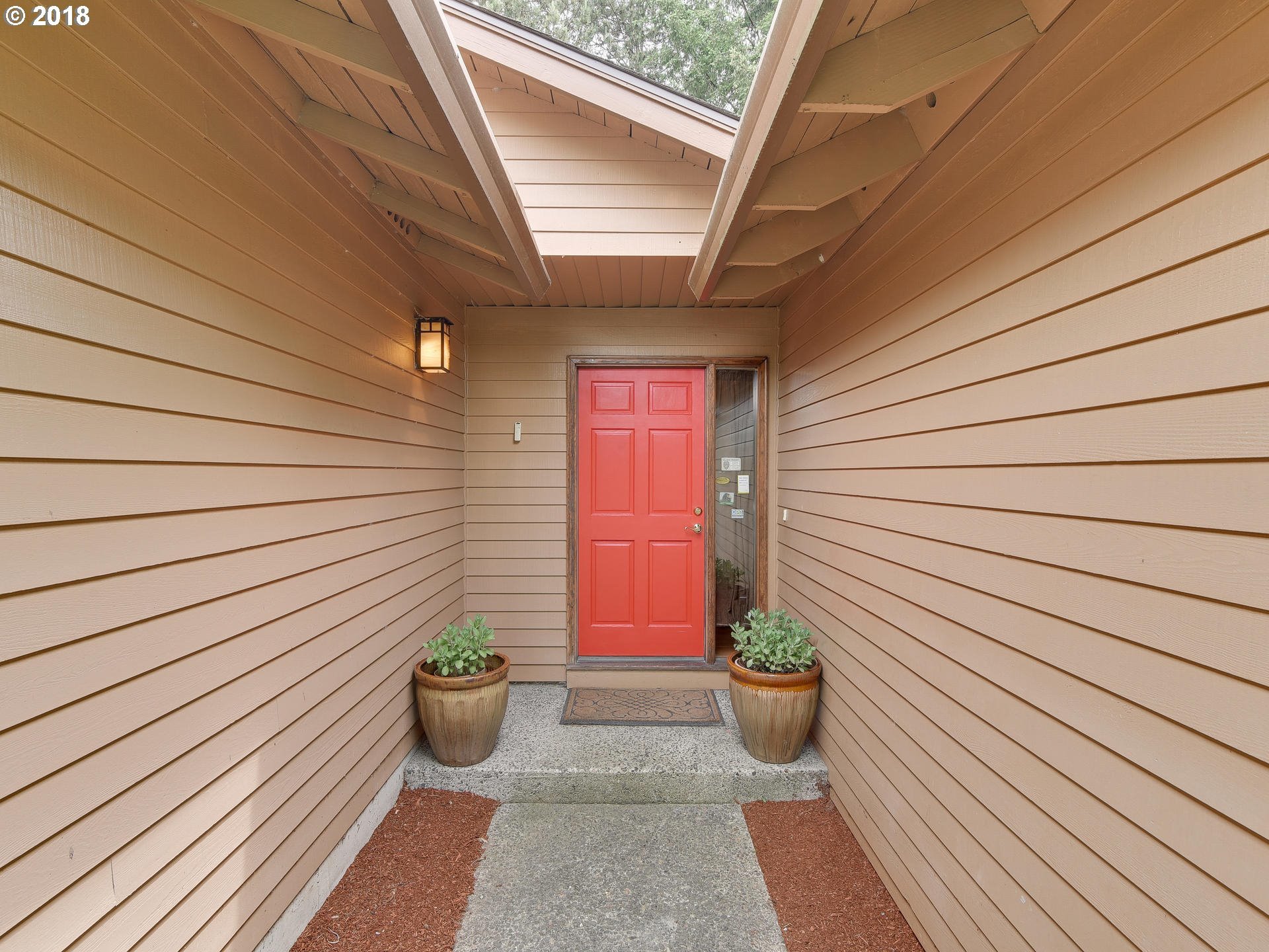 8750 Southwest Sorrento Road Beaverton, OR 97008 - Photo 3 of 32 Gallery Image 3