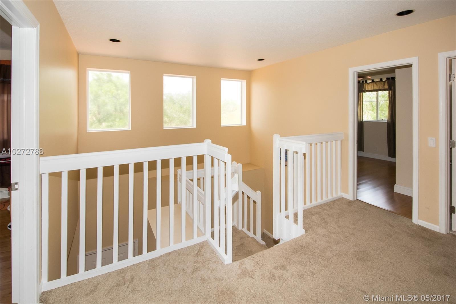 837 Falling Water Road Weston, FL 33326 - Photo 15 of 27