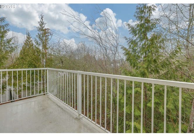 13700 Southwest Scholls Ferry Road, Unit 101 Beaverton, OR 97007 - Photo 4 of 12 Gallery Image 4