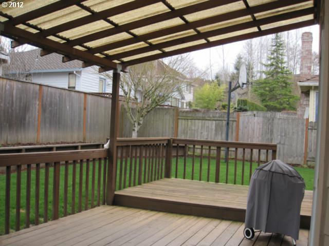8160 Southwest 147th Terrace Beaverton, OR 97007 - Photo 4 of 16