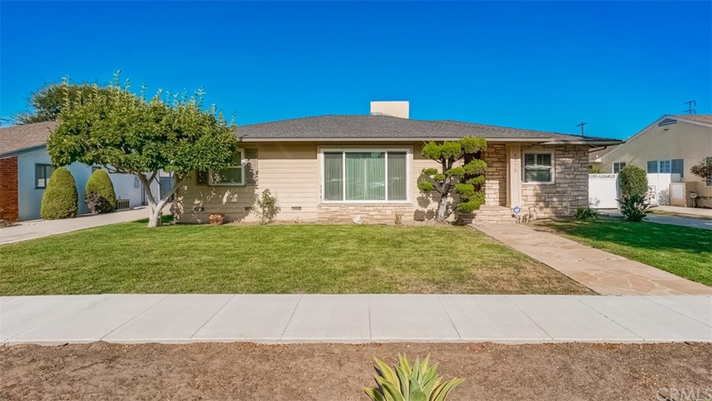 4370 Cerritos Avenue Long Beach, CA 90807 - Photo 1 of 43