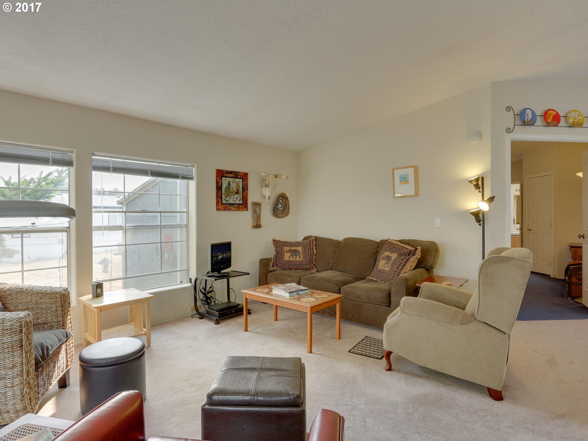 931 Southwest Sunset Way Troutdale, OR 97060 - Photo 22 of 32