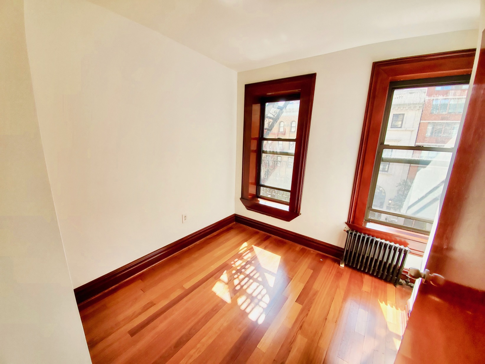 119 East 96th Street, Unit 15 Manhattan, NY 10128 - Photo 5 of 9