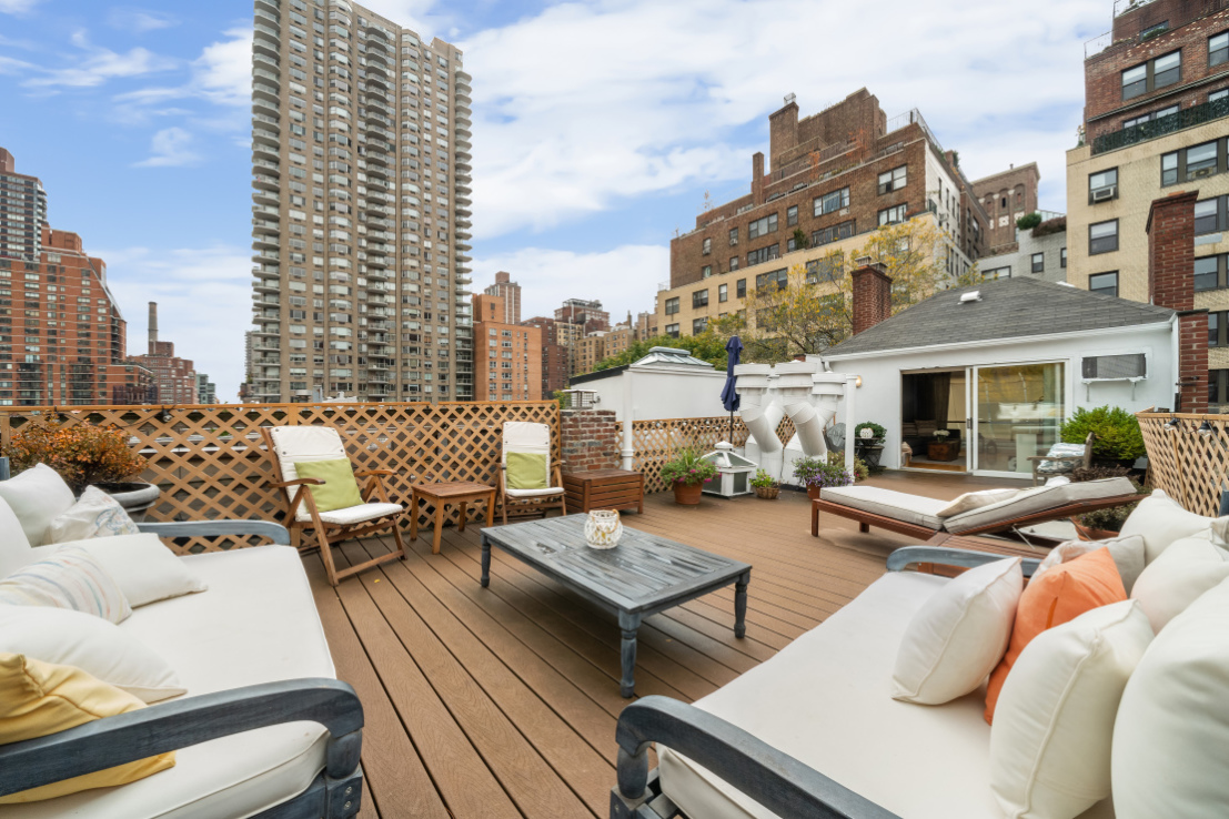238 E 74th St, Manhattan, NY 10021 - Photo 2 of 3