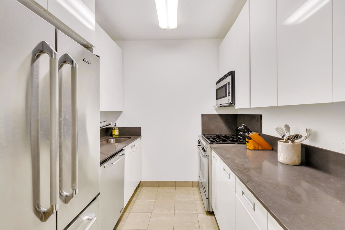 99 John Street, Unit 1810 Manhattan, NY 10038 - Photo 7 of 9