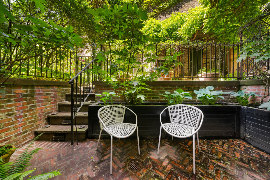 23 Perry Street Manhattan, NY 10014 - Photo 19 of 28