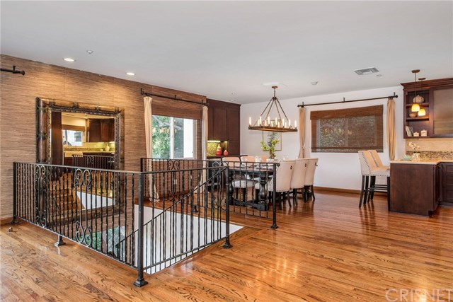 14839 Round Valley Drive Sherman Oaks, CA 91403 - Photo 8 of 43