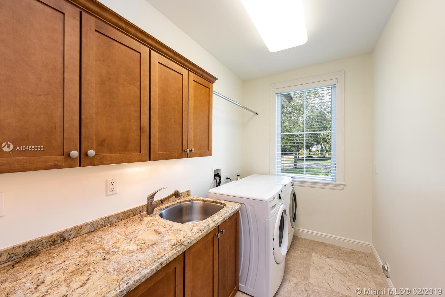 10825 Southwest 74th Avenue Pinecrest, FL 33156 - Photo 28 of 36