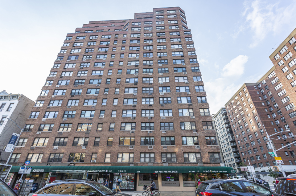 Gregory Towers 460 E 79th St, Manhattan, NY 10075 - Photo 2 of 3