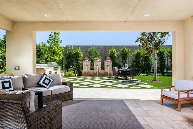 261 Barnes Road Tustin, CA 92782 - Photo 9 of 31