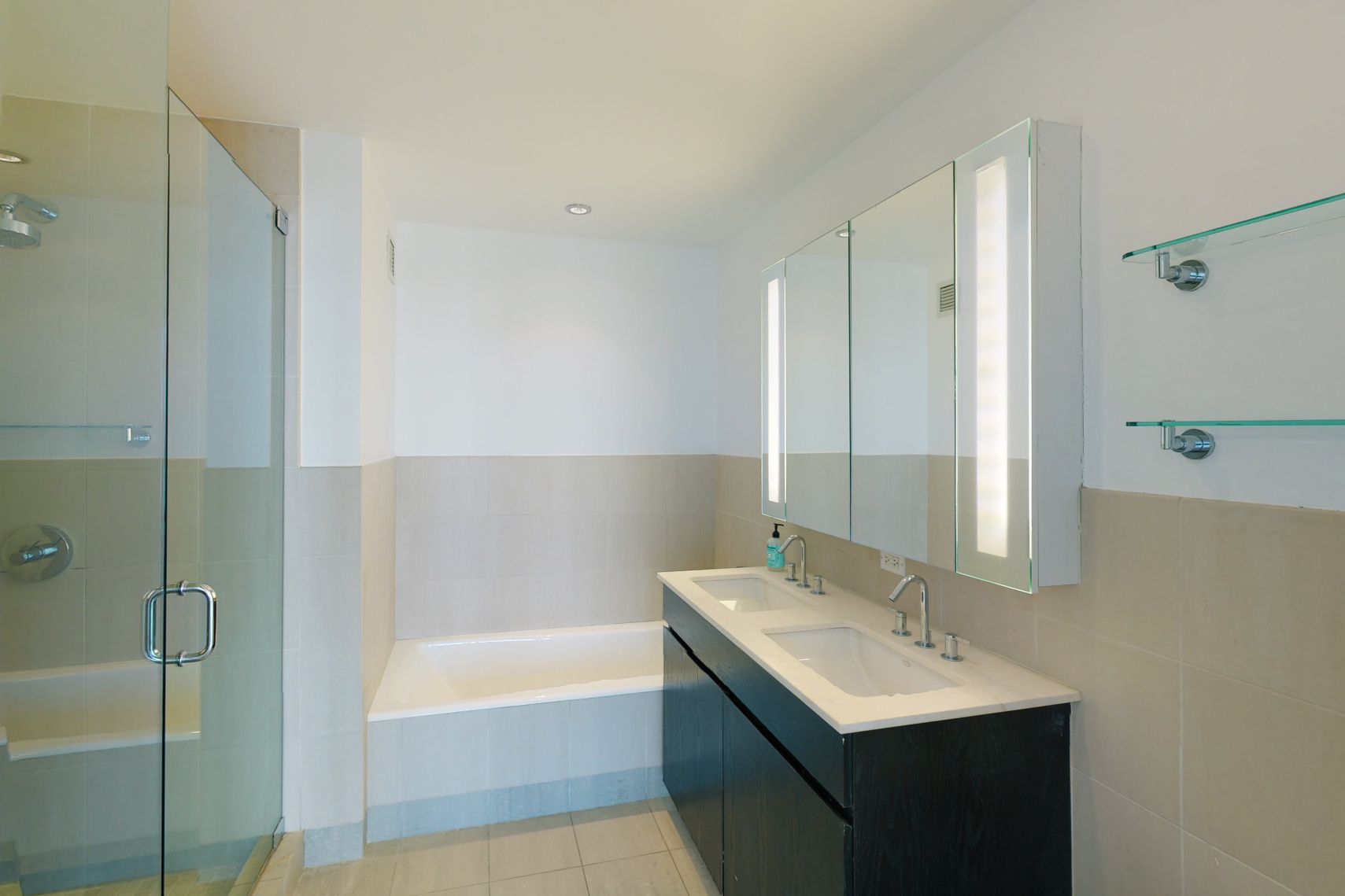 1 Northside Piers, Unit 23B Brooklyn, NY 11249 - Photo 5 of 7