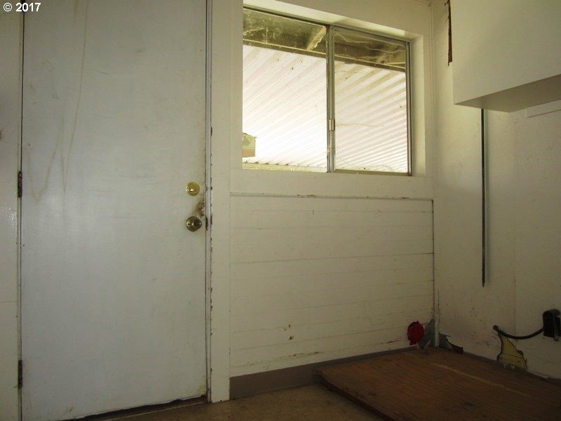1868 Talbot Road Southeast Jefferson, OR 97352 - Photo 8 of 32 Gallery Image 8