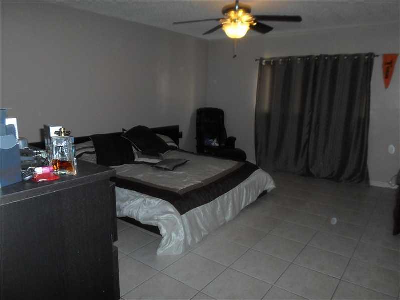 16690 Southwest 141st Court Miami, FL 33177 - Photo 15 of 28