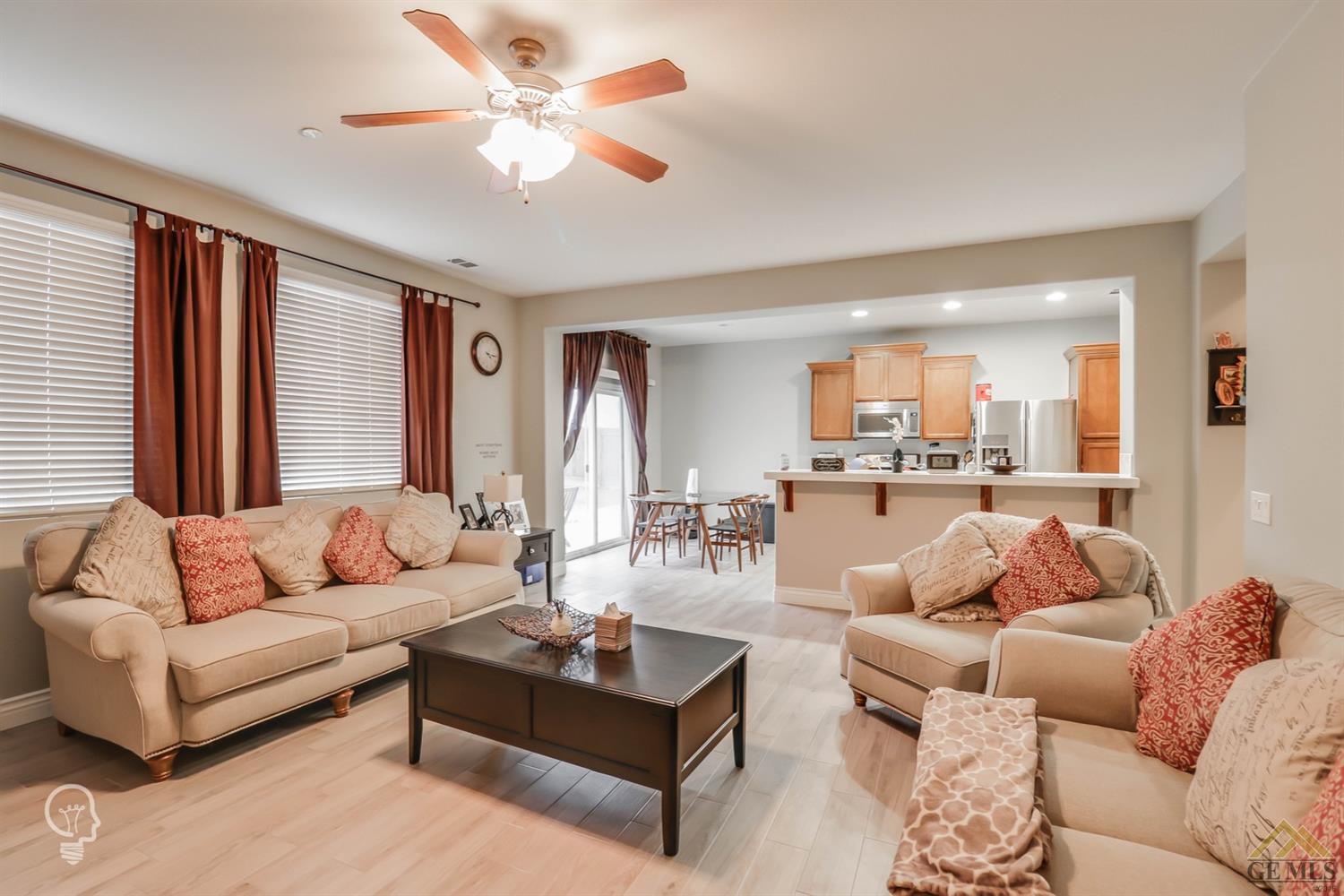 10815 Mountainside Drive Bakersfield, CA 93306 - Photo 11 of 35