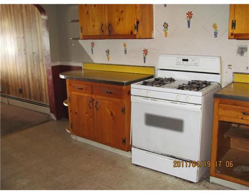 92 Ohio Street McKees Rocks, PA 15136 - Photo 5 of 10 Gallery Image 5