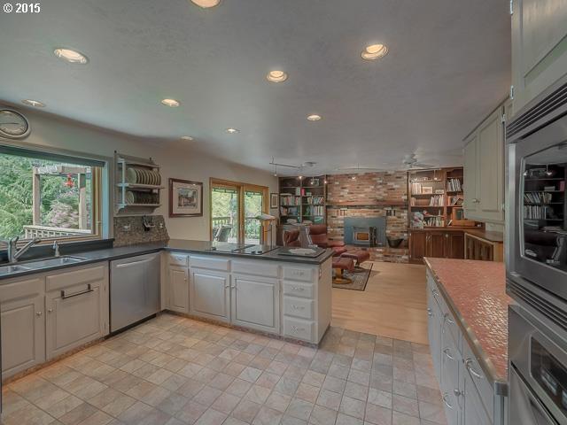 251 Mcqueen Road Carson, WA 98610 - Photo 10 of 16 Gallery Image 10