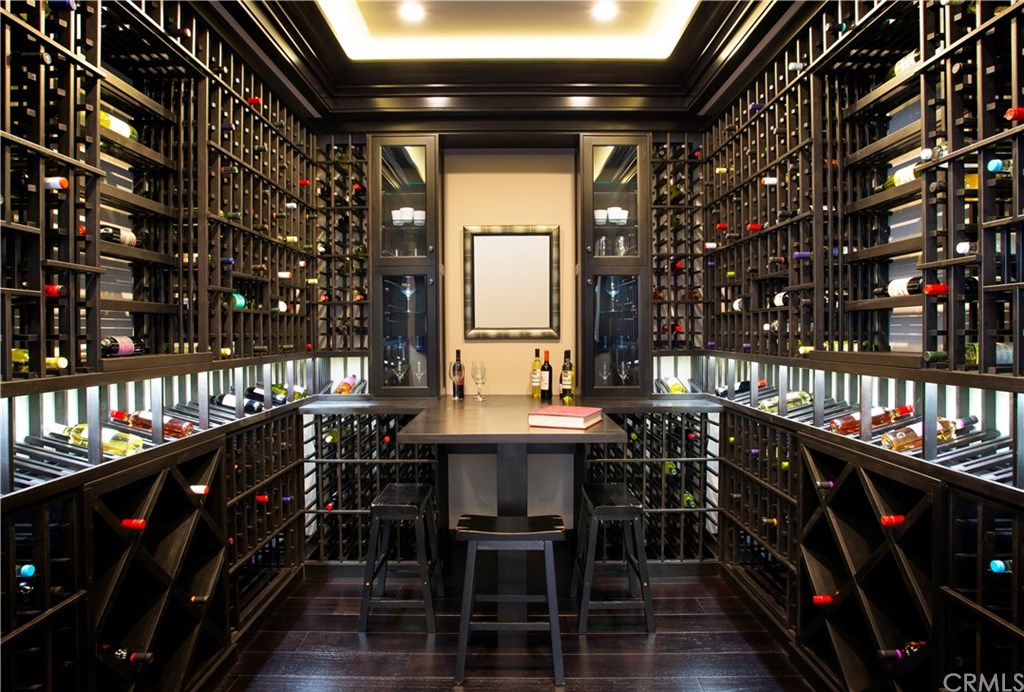 4521 Roxbury Road Corona del Mar, CA 92625 - Photo 11 of 23