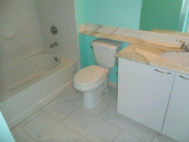 234 Northeast 3rd Street, Unit 1803 Miami, FL 33132 - Photo 9 of 23