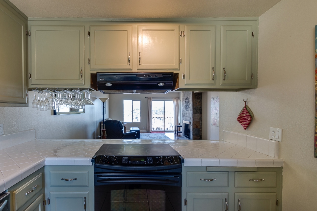 6385 Rancho Mission Road, Unit 2 San Diego, CA 92108 - Photo 3 of 19