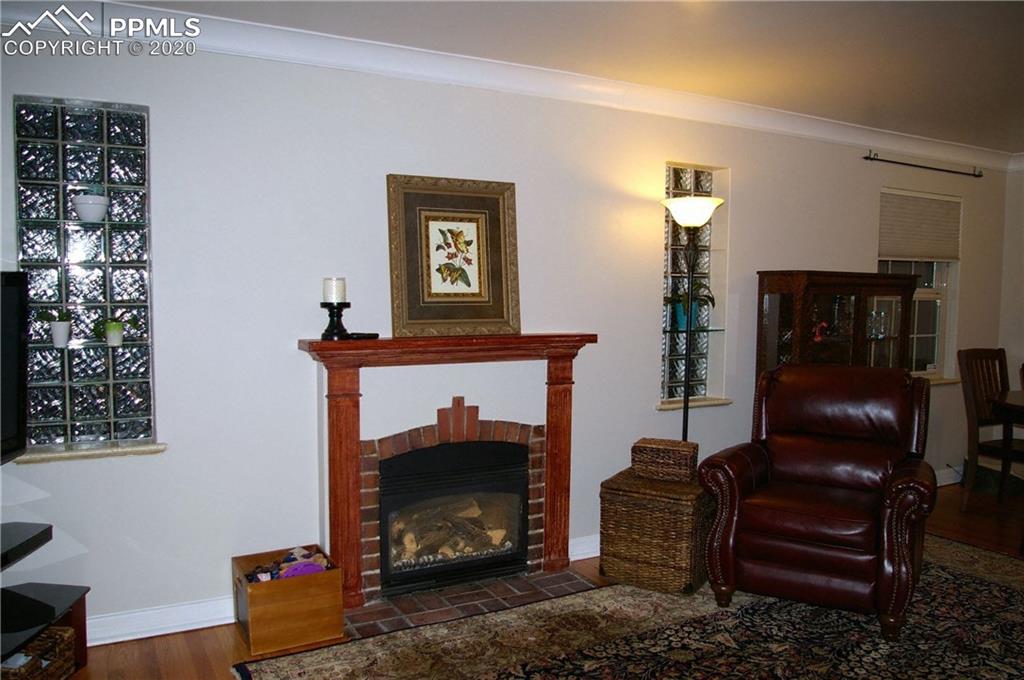 796 Ivanhoe Street Denver, CO 80220 - Photo 5 of 23