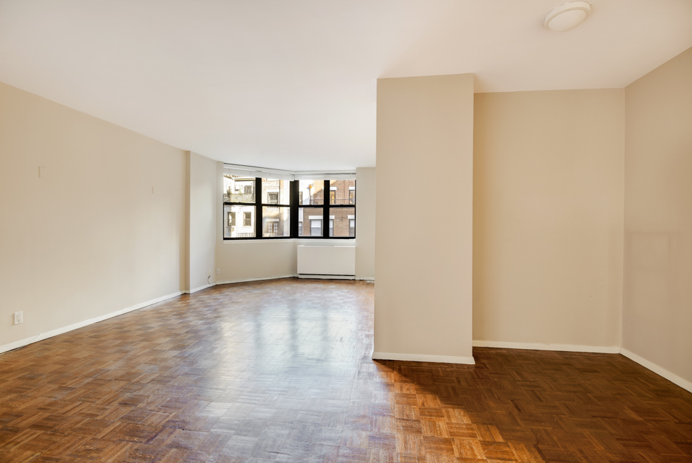 255 West 85th Street, Unit 5A Manhattan, NY 10024 - Photo 2 of 6