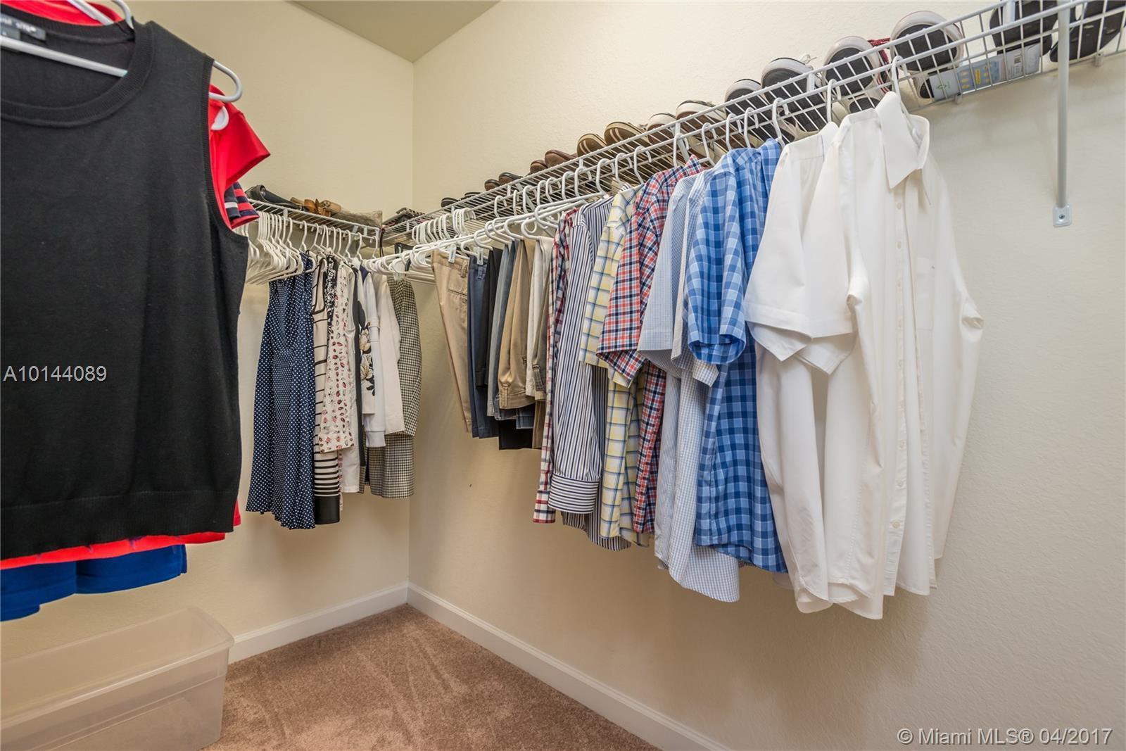 11611 Southwest 151st Place Miami, FL 33196 - Photo 11 of 24 Gallery Image 11
