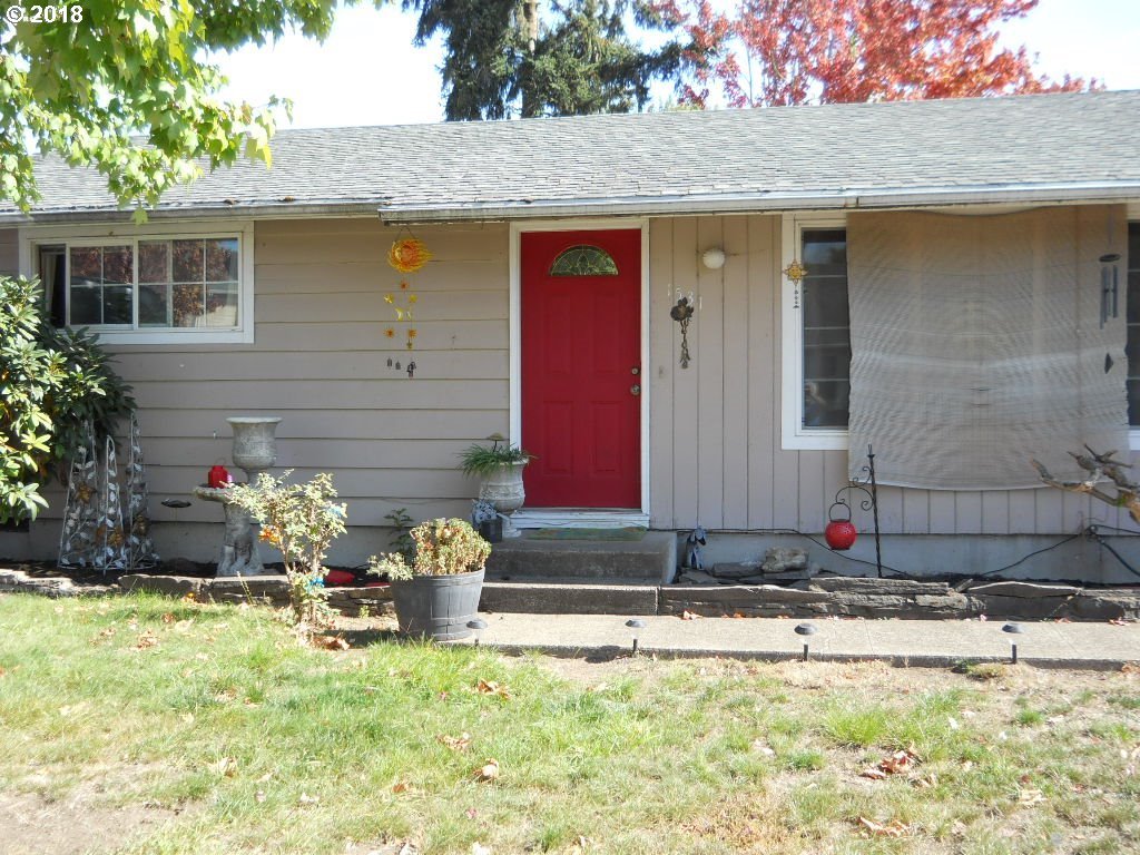 1531 6th Street Springfield, OR 97477 - Photo 2 of 10