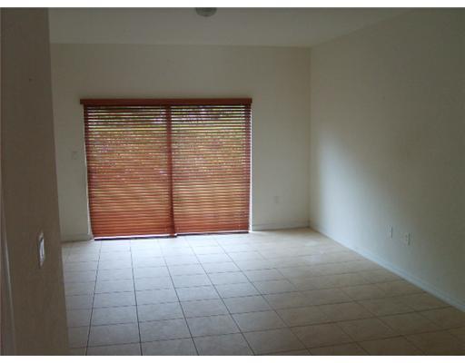 4915 Southwest 140th Terrace, Unit 8 Miramar, FL 33027 - Photo 4 of 10