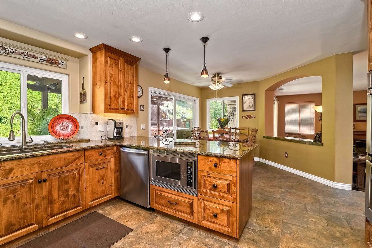 15555 Garden Road Poway, CA 92064 - Photo 9 of 25