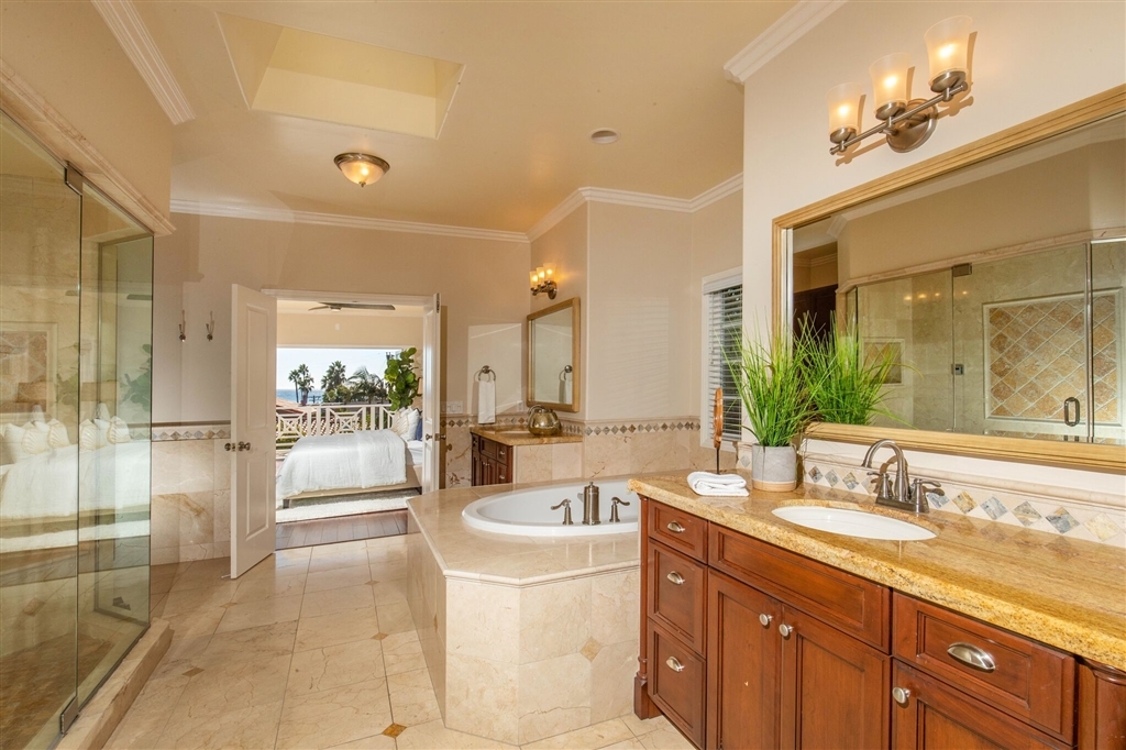 5303 Chelsea Street La Jolla, CA 92037 - Photo 15 of 23