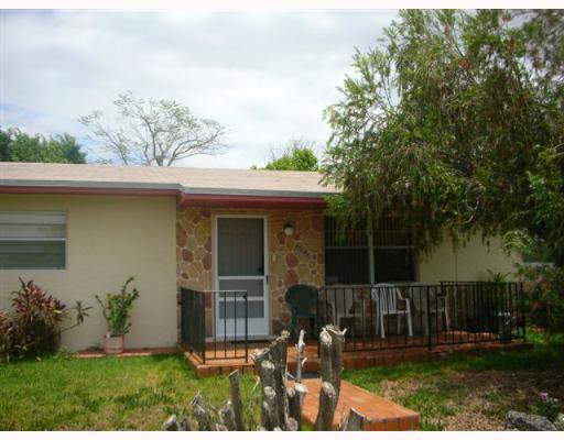 30683 Southwest 148th Place Homestead, FL 33033 - Photo 5 of 11 Gallery Image 5