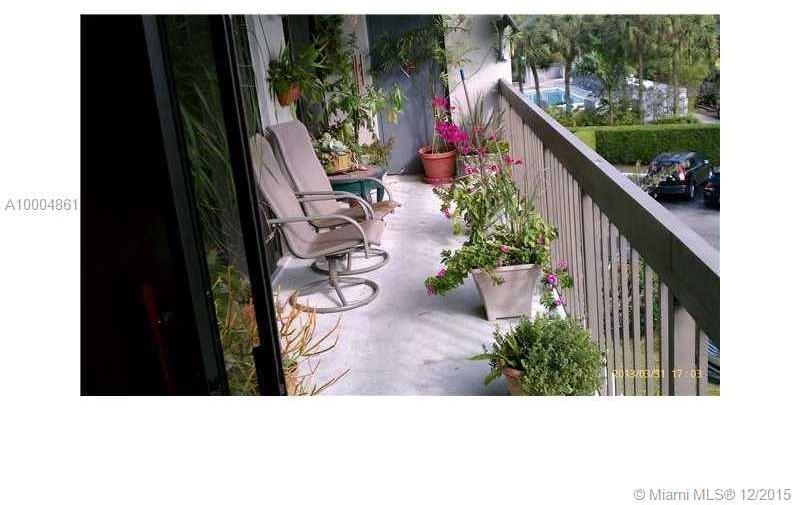8820 Southwest 132nd Place, Unit 301DS Miami, FL 33186 - Photo 2 of 13