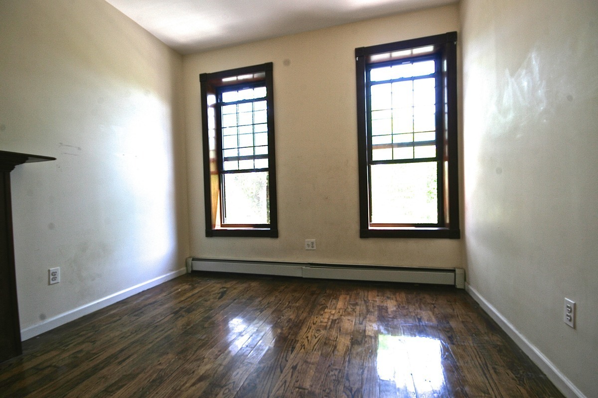 595 Lexington Avenue, Unit 2 Brooklyn, NY 11221 - Photo 2 of 6