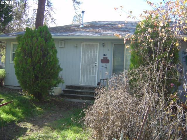 170 Rod And Gun Club Road Riddle, OR 97469 - Photo 4 of 5