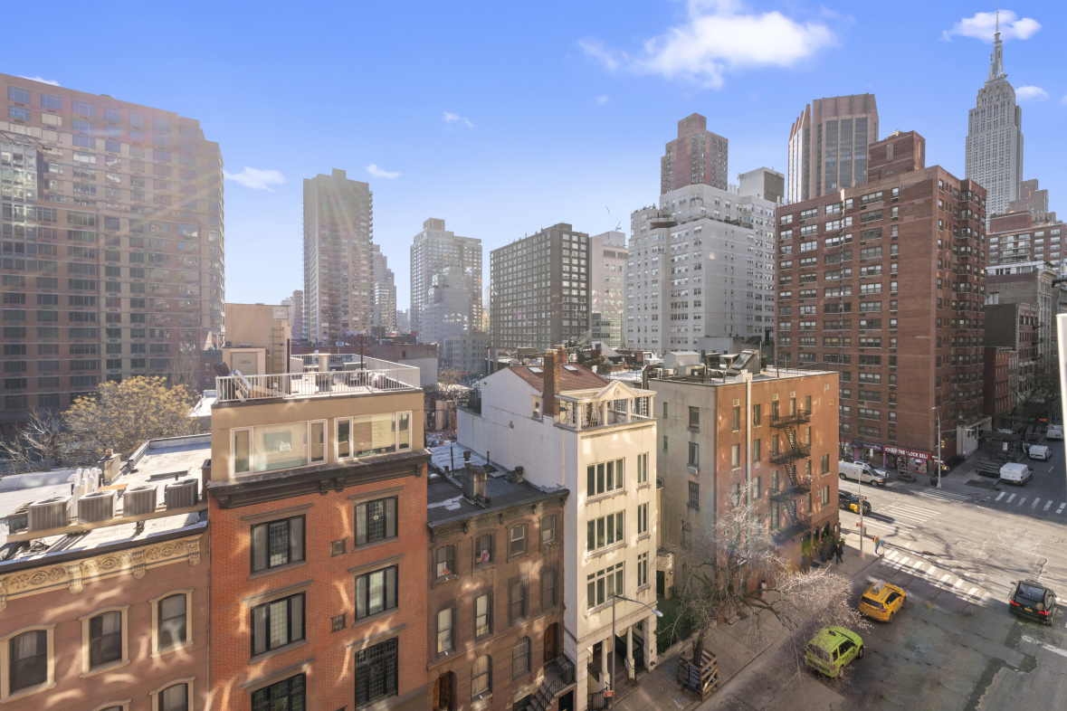 211 East 35th Street, Unit 8A Manhattan, NY 10016 - Photo 7 of 9