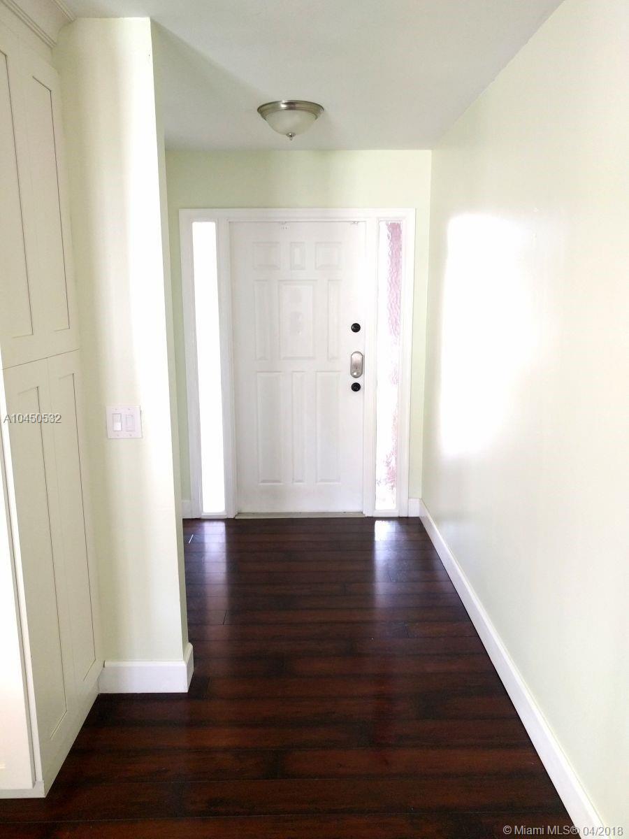23084 Southwest 55th Avenue Boca Raton, FL 33433 - Photo 5 of 10