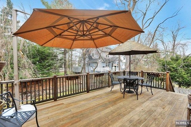76 Sunset Avenue Verona, NJ 07044 - Photo 17 of 21