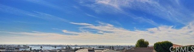 $3,015,000 | 402 Kings Road, Newport Beach, CA 92663