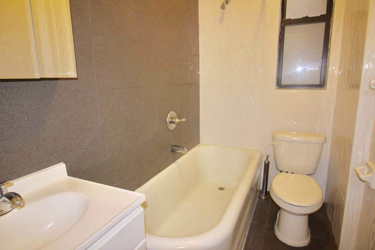 2610 Glenwood Road, Unit 4H Brooklyn, NY 11210 - Photo 3 of 3