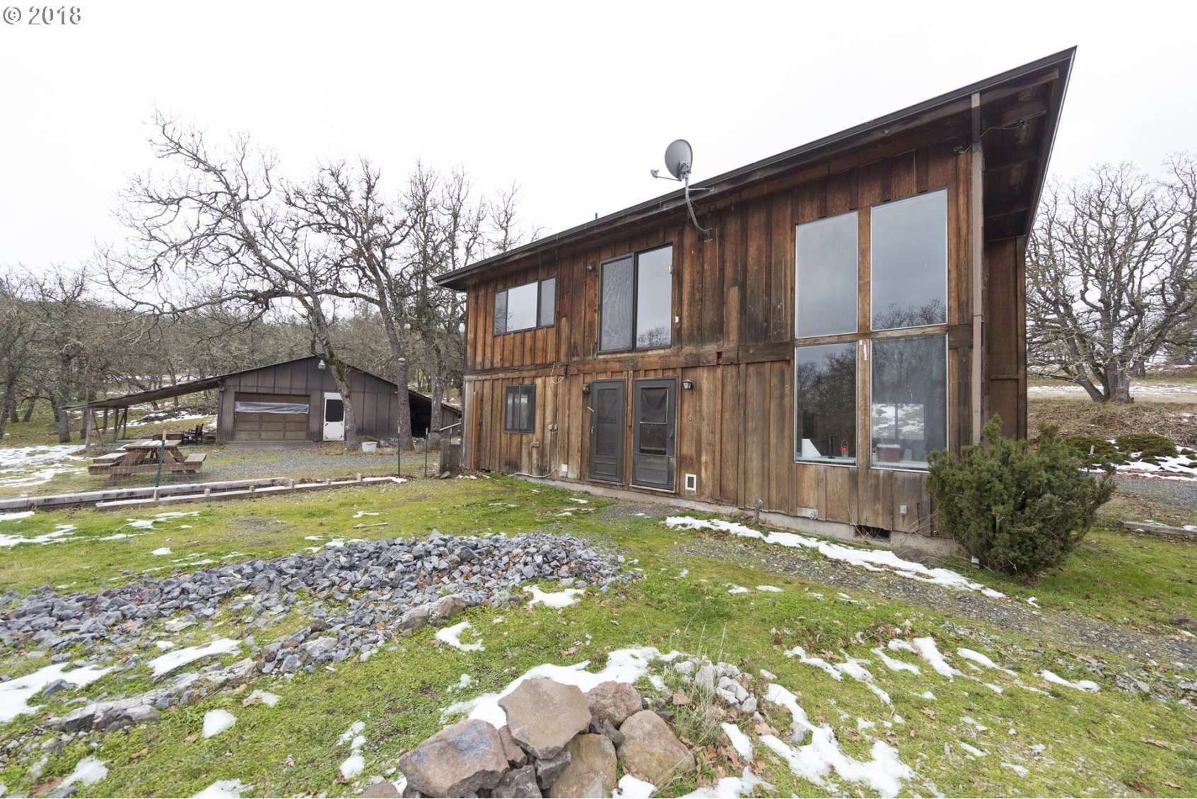 1835 State Road Mosier, OR 97040 - Photo 2 of 32 Gallery Image 2