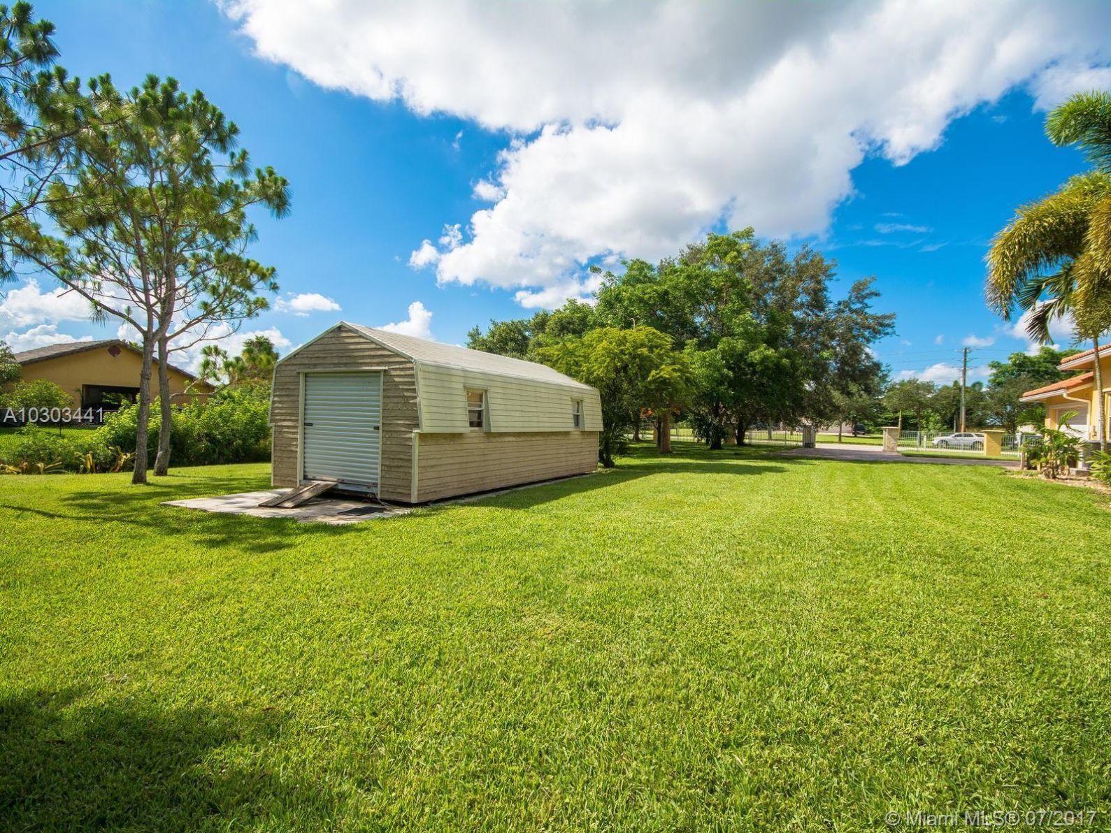 16599 Stirling Road Southwest Ranches, FL 33331 - Photo 48 of 100
